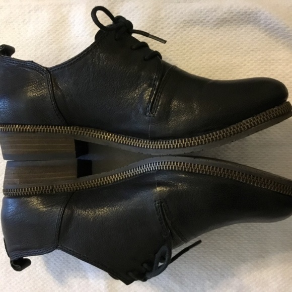 Glazed Leather  w/ Bronze Zipper Trim-Size 7 - Picture 10 of 10